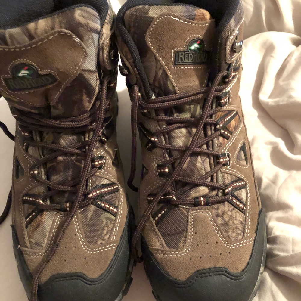 Red Head hiking camo boots size 9